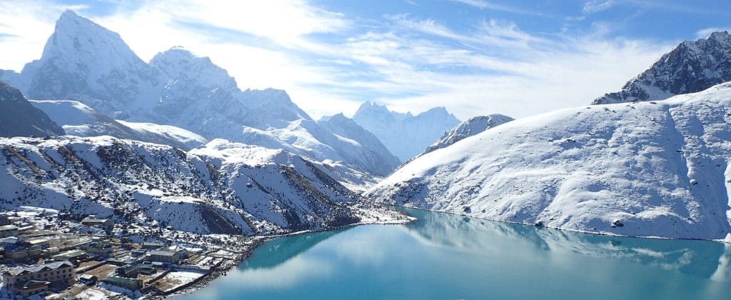 beautiful gokyo lake and and small village in everest trekking region