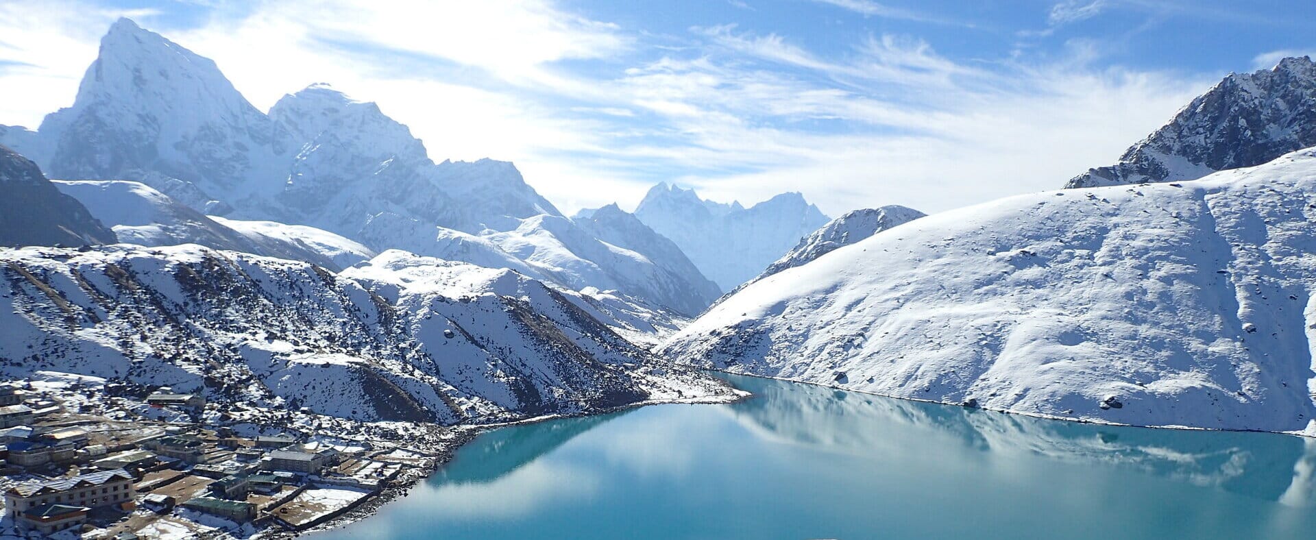 beautiful gokyo lake and and small village in everest trekking region